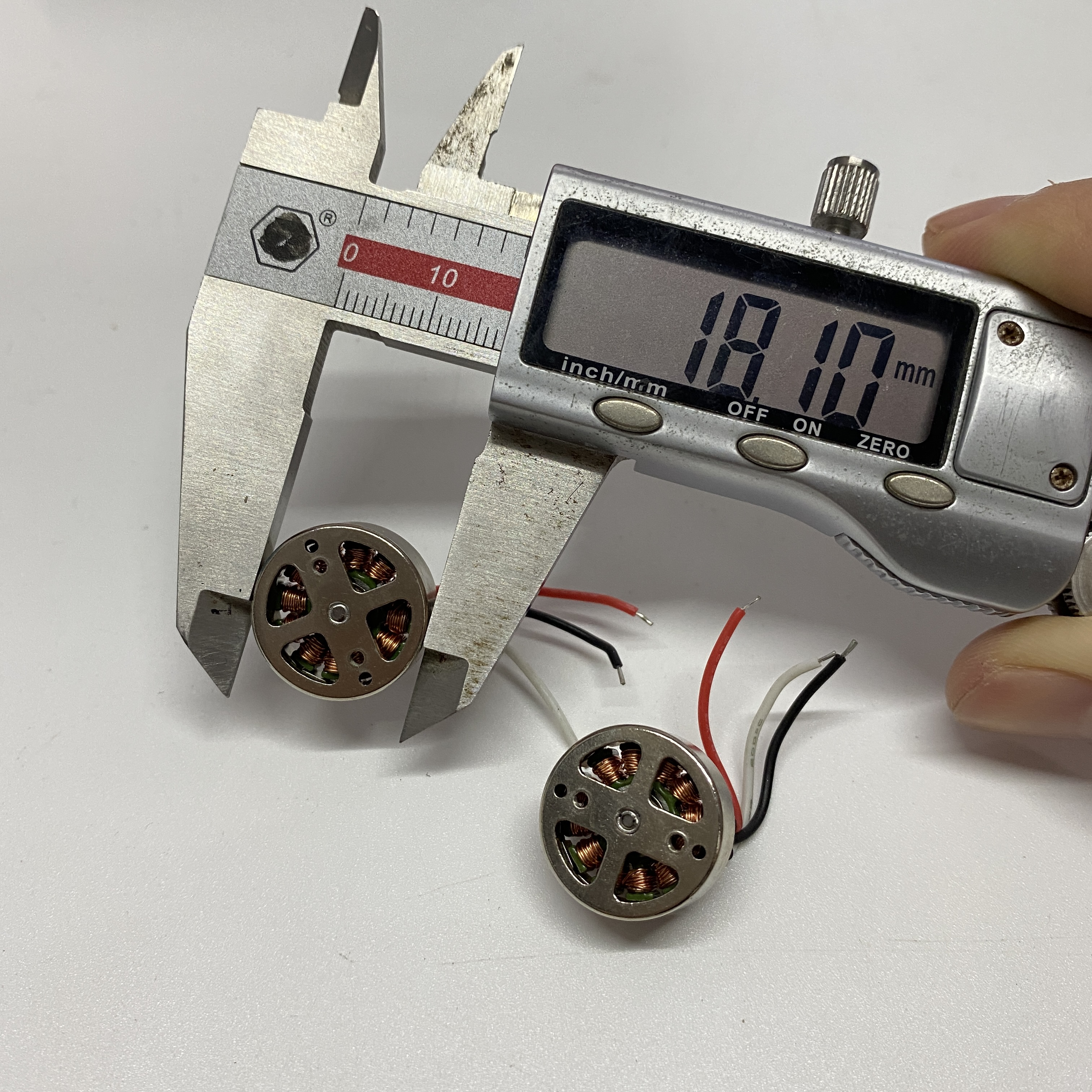 RC Drone 3.7V Brushless Motors - Drone Rc S1S ulasan dan harga